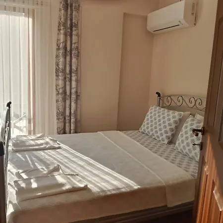 Villa Almond
